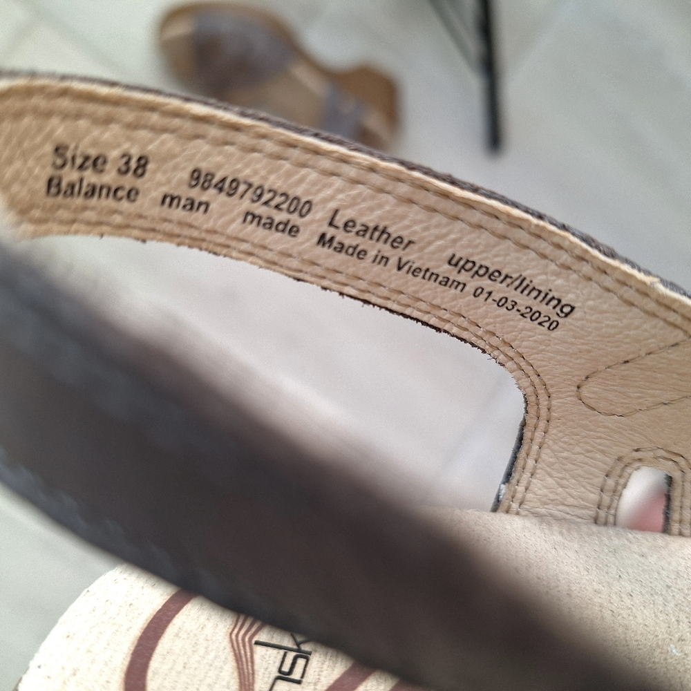 Dansko Season Sandal Taupe Leather Strappy Chunky Comfort Women's Size 38 - 8 - Picture 8 of 10